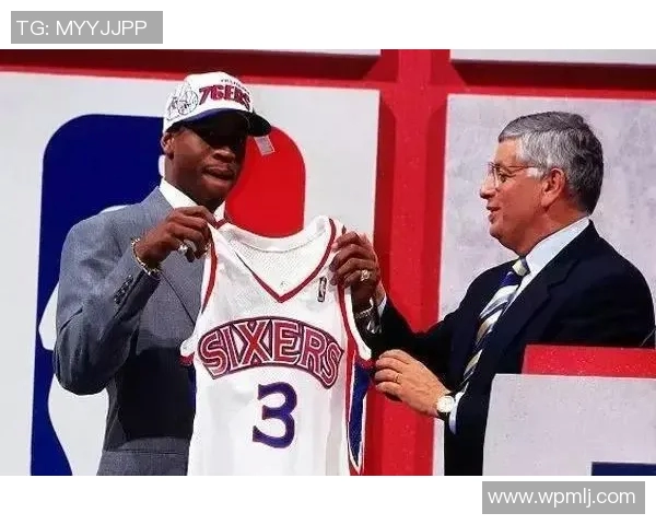 AC米兰卡福的辉煌历程与传奇球员的精彩瞬间回顾 AC米兰卡福的辉煌历程与传奇球员的精彩瞬间回顾