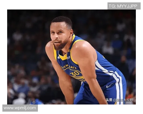 库里复出助勇士横扫雷霆，勇士强势登顶西部榜首